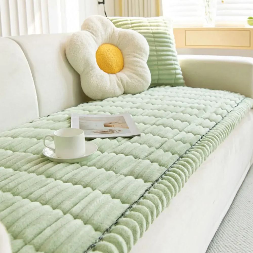 Sofa Cover Ultra Plush Fabric Non Slip Machine Washable Universal Fit Sofa Protector