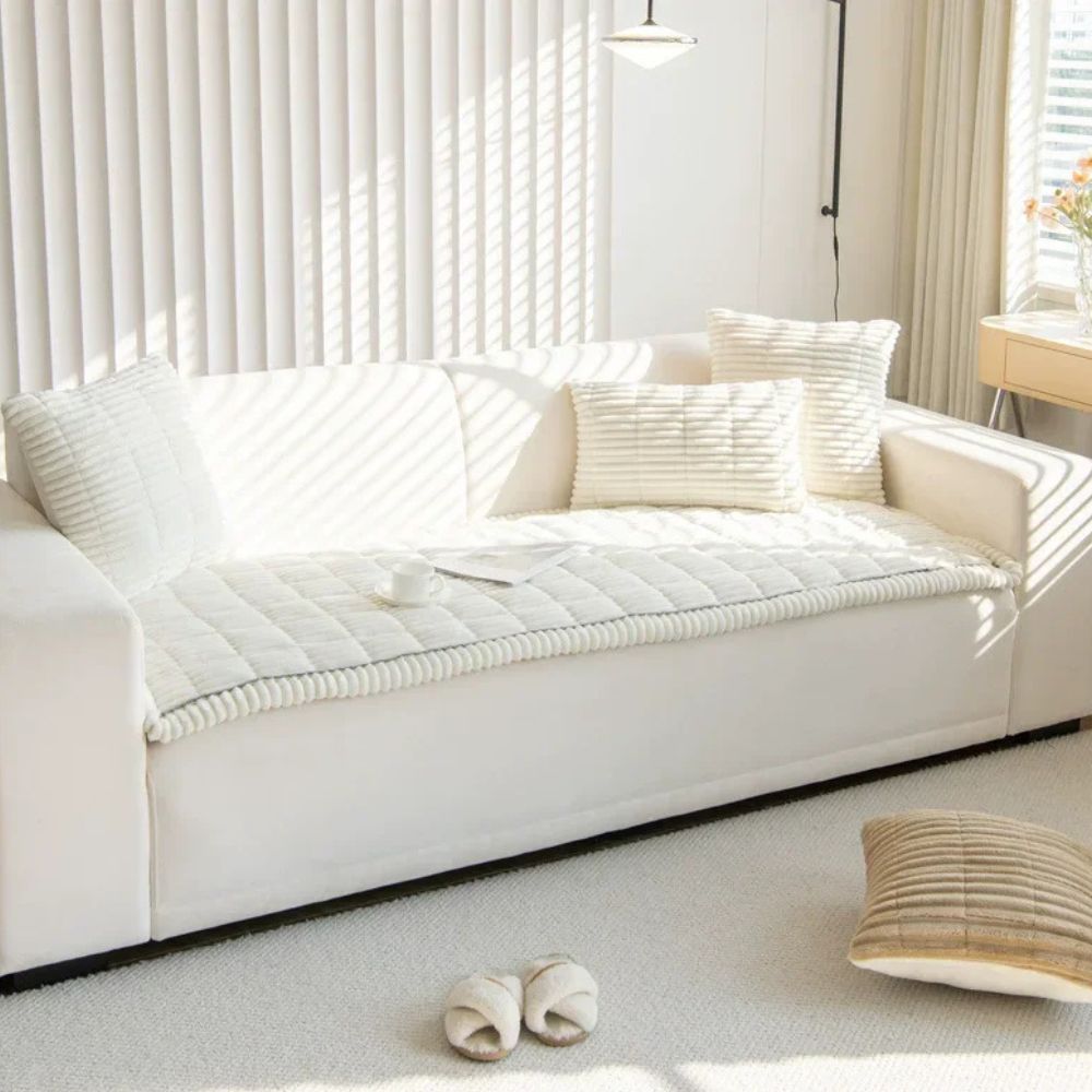 Sofa Cover Ultra Plush Fabric Non Slip Machine Washable Universal Fit Sofa Protector
